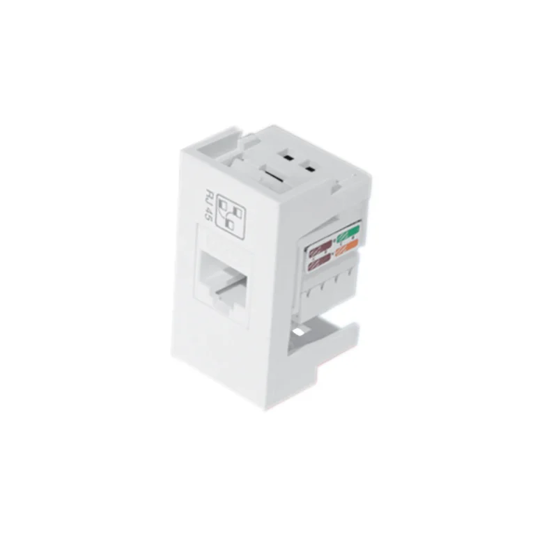 Tomada Modulo Rede RJ45 Cat.5E 8V Sb+/Ev/Sm Fame